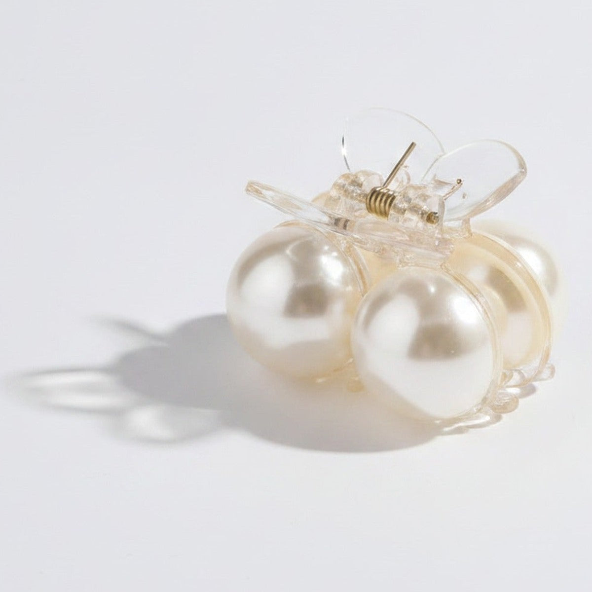 Pearl Butterfly Hair Claw Clip – hair accessories (view 1)