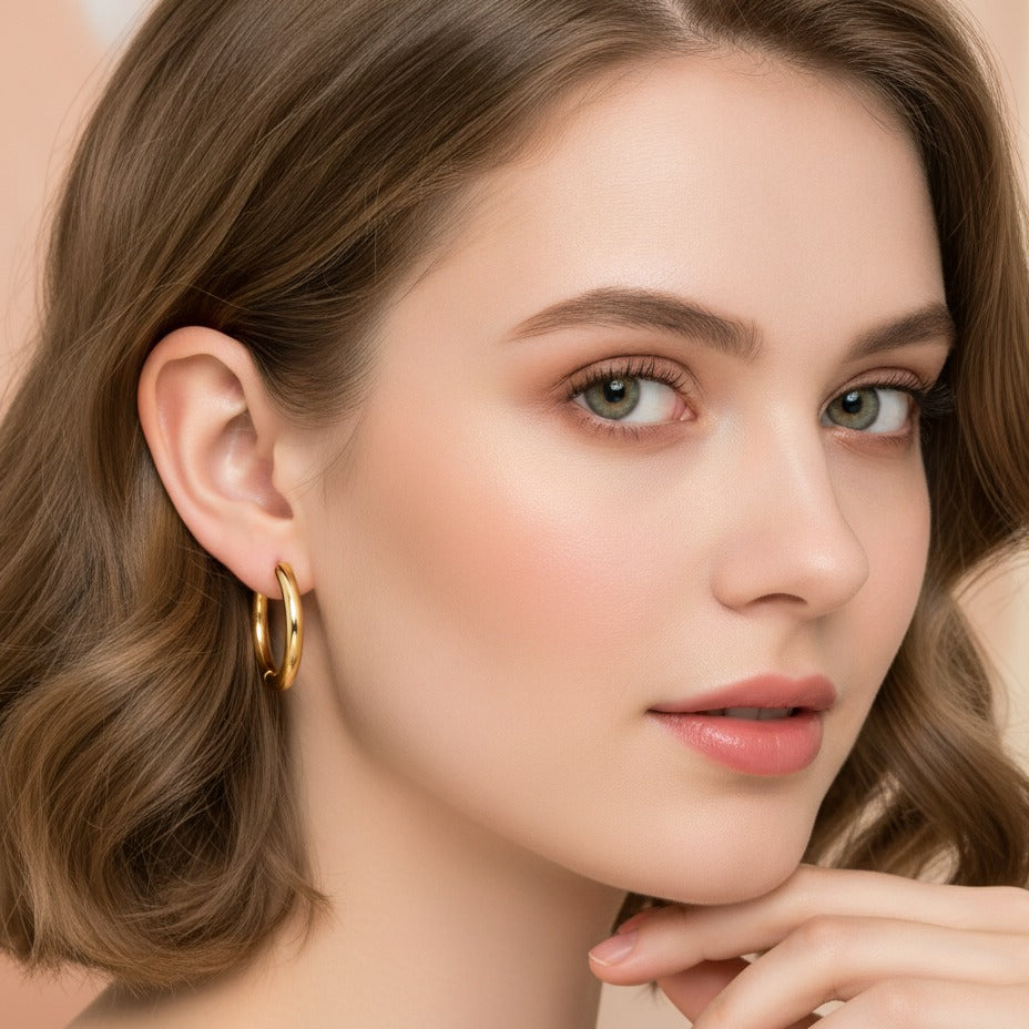 Minimal Chunky Hoop Earrings - Gold
