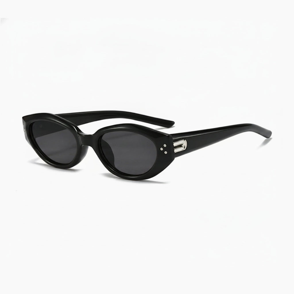 Black Oval Retro Sunglasses With Metal Accent – eyewear (view 1)