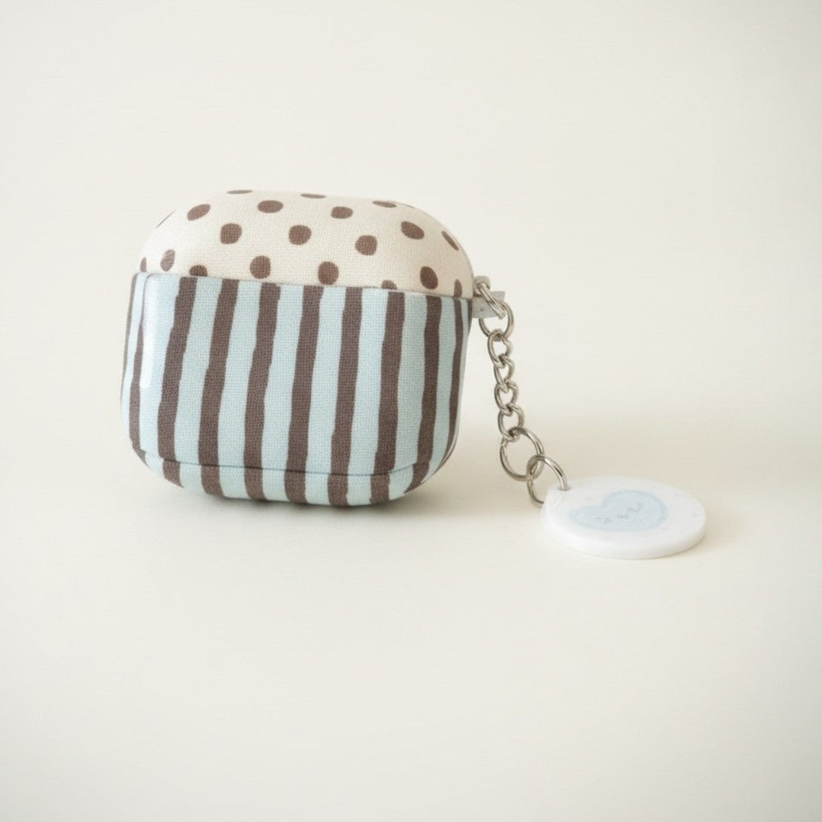 Striped Polka Dot AirPods Case with Keychain Charm – tech (view 1)