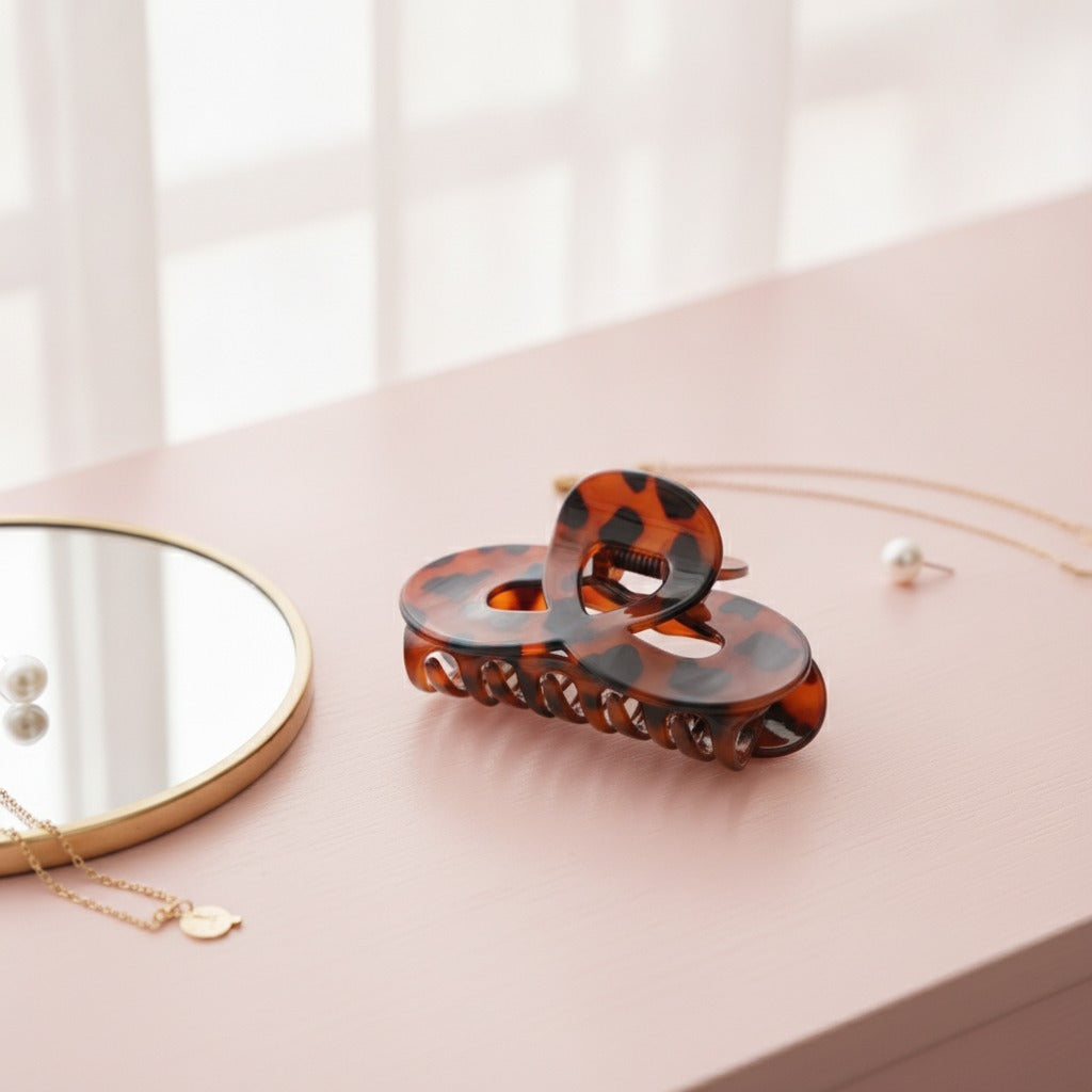 Tortoiseshell Heart Claw Clip
