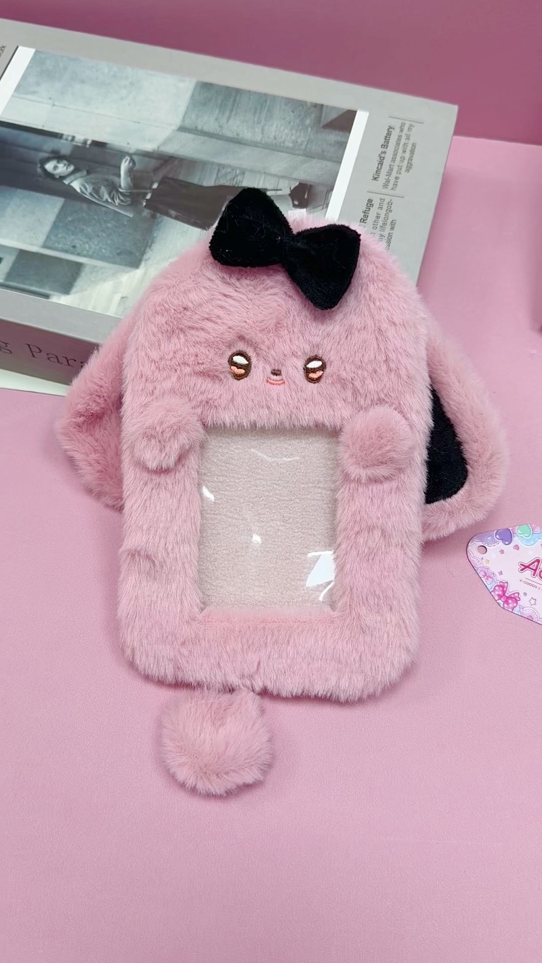 KEUKK0001-BlackBowPinkLong-earCardHolder-4IN