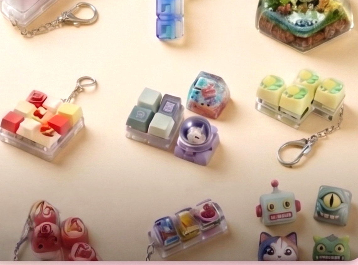 Keycap and mini keyboard keychains